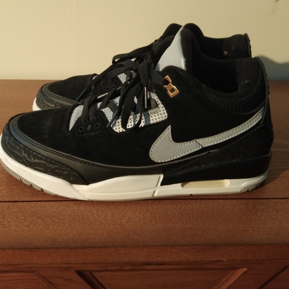 Jordan 3 Retro Tinker Black Cement Gold